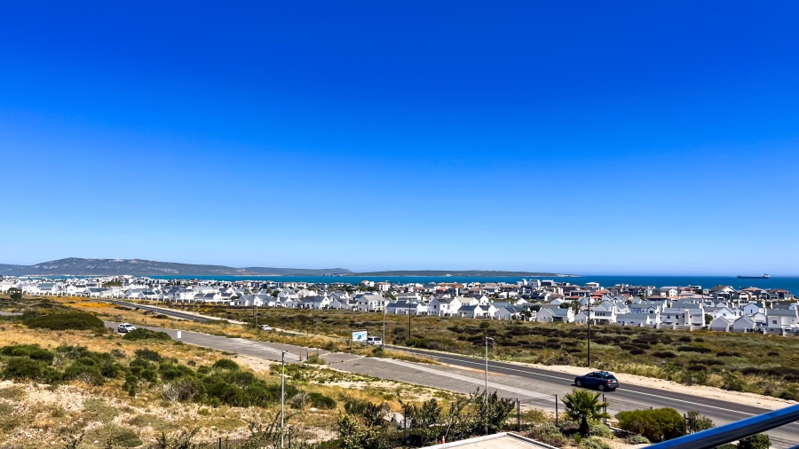 To Let 2 Bedroom Property for Rent in Olifantskop Western Cape